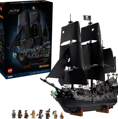 Конструктор LEGO Icons 10365 "Пиратский корабль капитана Джека Воробья"
